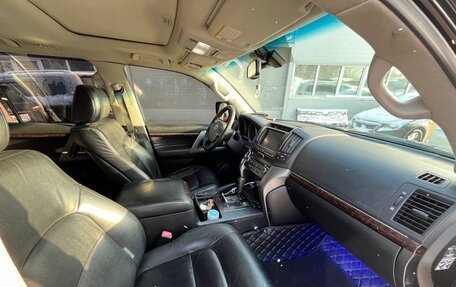 Toyota Land Cruiser 200, 2011 год, 3 150 000 рублей, 4 фотография