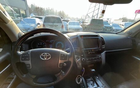 Toyota Land Cruiser 200, 2011 год, 3 150 000 рублей, 14 фотография