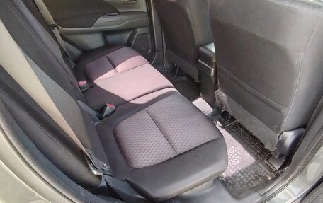 Mitsubishi Outlander III рестайлинг 3, 2014 год, 1 250 000 рублей, 11 фотография