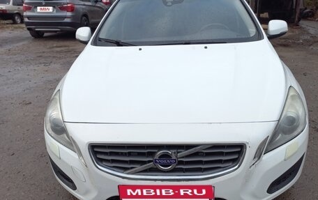 Volvo S60 III, 2011 год, 560 000 рублей, 2 фотография