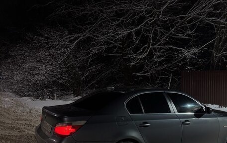 BMW 5 серия, 2006 год, 1 050 000 рублей, 5 фотография