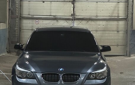 BMW 5 серия, 2006 год, 1 050 000 рублей, 2 фотография