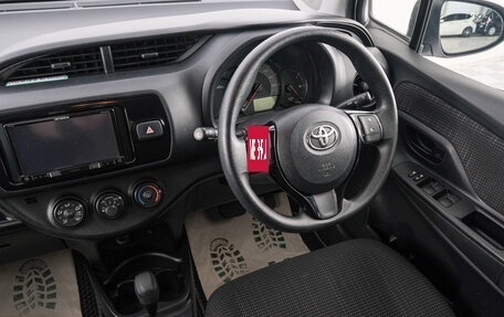 Toyota Vitz, 2019 год, 1 129 000 рублей, 9 фотография