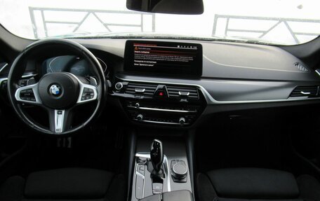 BMW 5 серия, 2021 год, 4 500 000 рублей, 21 фотография