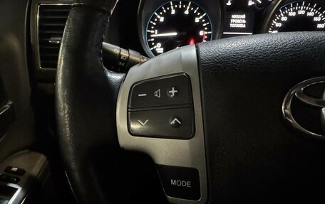 Toyota Land Cruiser 200, 2013 год, 3 779 000 рублей, 13 фотография