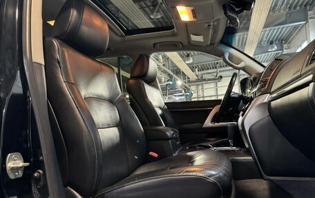 Toyota Land Cruiser 200, 2013 год, 3 779 000 рублей, 26 фотография