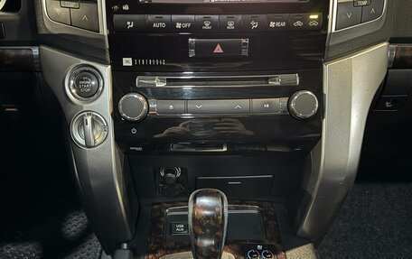 Toyota Land Cruiser 200, 2013 год, 3 779 000 рублей, 18 фотография