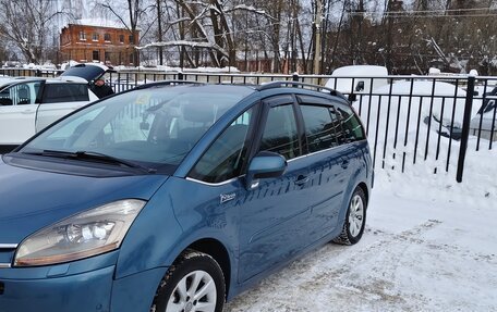 Citroen C4 Picasso II рестайлинг, 2010 год, 620 000 рублей, 2 фотография