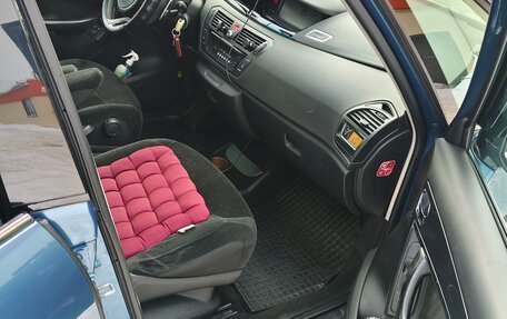 Citroen C4 Picasso II рестайлинг, 2010 год, 620 000 рублей, 12 фотография