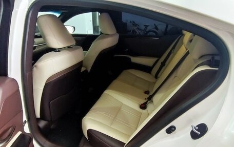 Lexus ES VII, 2020 год, 4 150 000 рублей, 18 фотография