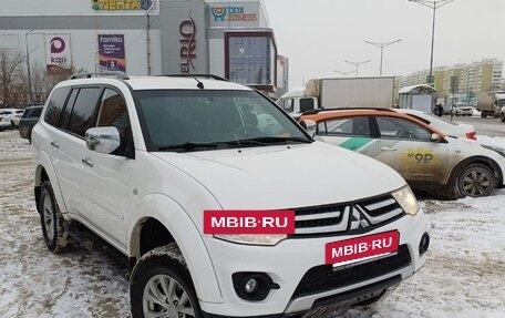 Mitsubishi Pajero Sport II рестайлинг, 2014 год, 2 050 000 рублей, 2 фотография