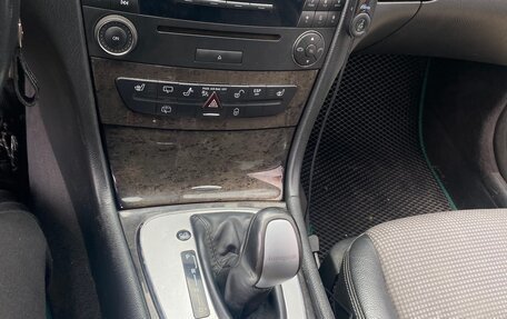 Mercedes-Benz E-Класс, 2005 год, 1 100 000 рублей, 7 фотография