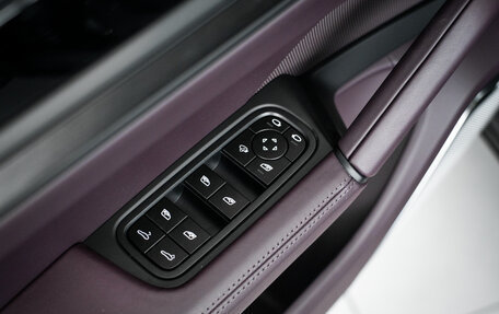 Porsche Cayenne III, 2025 год, 17 900 000 рублей, 23 фотография