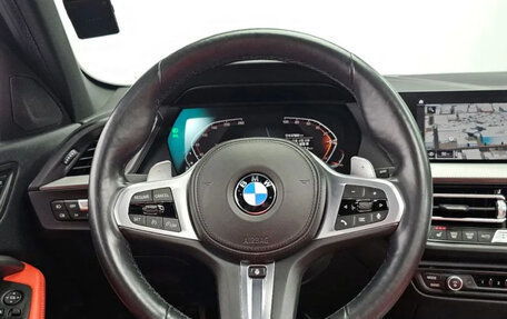 BMW 1 серия, 2021 год, 2 740 000 рублей, 5 фотография