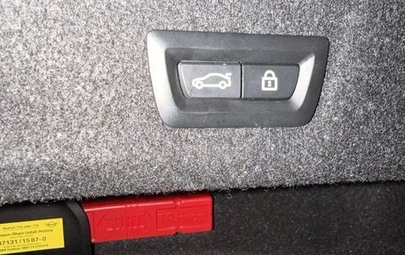 BMW 3 серия, 2021 год, 6 120 000 рублей, 10 фотография