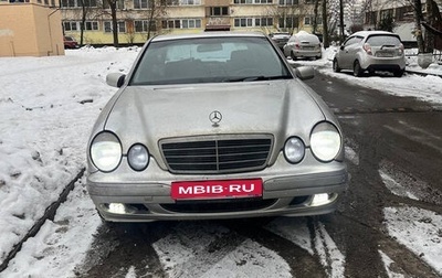 Mercedes-Benz E-Класс, 2001 год, 385 000 рублей, 1 фотография