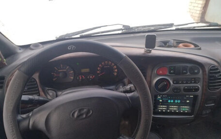 Hyundai Starex I рестайлинг, 2004 год, 750 000 рублей, 1 фотография