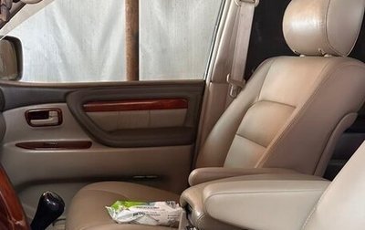 Toyota Land Cruiser 100 рестайлинг 2, 2004 год, 4 000 000 рублей, 1 фотография