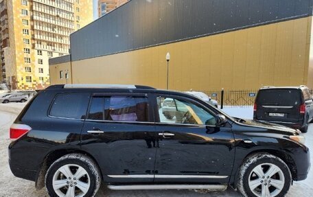 Toyota Highlander III, 2011 год, 2 199 000 рублей, 6 фотография