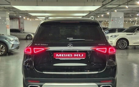 Mercedes-Benz GLE, 2023 год, 6 900 000 рублей, 3 фотография