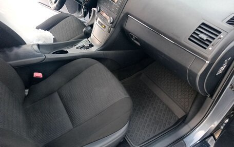 Toyota Avensis III рестайлинг, 2010 год, 1 100 000 рублей, 19 фотография