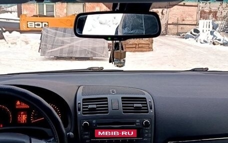 Toyota Avensis III рестайлинг, 2010 год, 1 100 000 рублей, 18 фотография