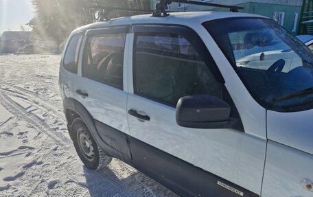 Chevrolet Niva I рестайлинг, 2015 год, 650 000 рублей, 11 фотография