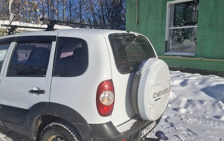 Chevrolet Niva I рестайлинг, 2015 год, 650 000 рублей, 6 фотография