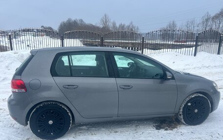 Volkswagen Golf VI, 2011 год, 1 200 000 рублей, 2 фотография