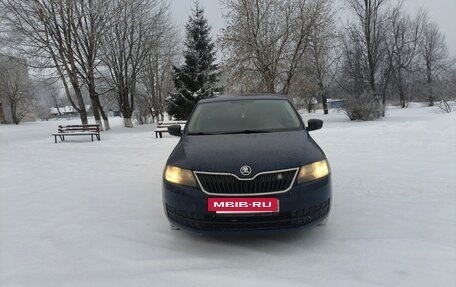 Skoda Rapid I, 2015 год, 690 000 рублей, 3 фотография