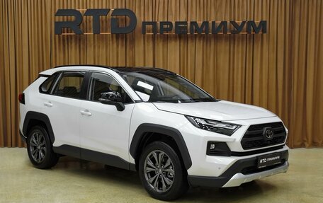 Toyota RAV4, 2025 год, 3 990 000 рублей, 4 фотография