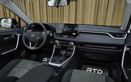 Toyota RAV4, 2025 год, 3 990 000 рублей, 13 фотография