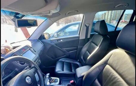 Volkswagen Tiguan I, 2010 год, 990 000 рублей, 19 фотография