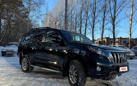 Toyota Land Cruiser Prado 150 рестайлинг 2, 2017 год, 3 600 000 рублей, 3 фотография