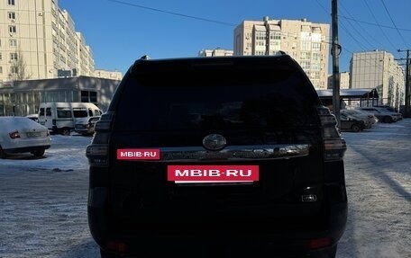 Toyota Land Cruiser Prado 150 рестайлинг 2, 2017 год, 3 600 000 рублей, 4 фотография