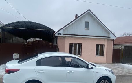 KIA Rio IV, 2017 год, 1 365 000 рублей, 4 фотография