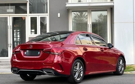 Mercedes-Benz A-Класс, 2022 год, 1 800 001 рублей, 4 фотография