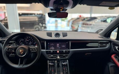 Porsche Macan I рестайлинг, 2025 год, 13 400 000 рублей, 8 фотография