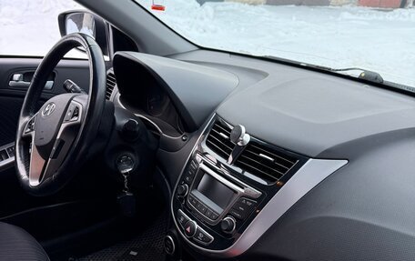 Hyundai Solaris II рестайлинг, 2016 год, 1 100 000 рублей, 9 фотография