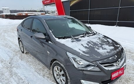 Hyundai Solaris II рестайлинг, 2016 год, 1 100 000 рублей, 3 фотография
