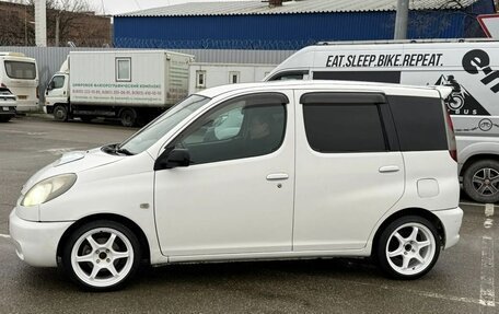 Toyota FunCargo, 2001 год, 600 000 рублей, 2 фотография