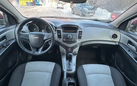 Chevrolet Cruze II, 2011 год, 380 000 рублей, 9 фотография