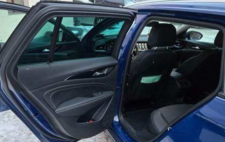 Opel Insignia II рестайлинг, 2018 год, 1 350 000 рублей, 9 фотография