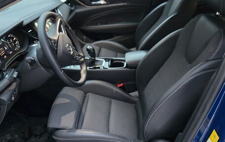 Opel Insignia II рестайлинг, 2018 год, 1 350 000 рублей, 11 фотография