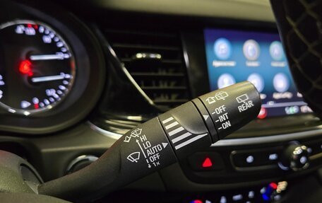 Opel Insignia II рестайлинг, 2018 год, 1 350 000 рублей, 23 фотография