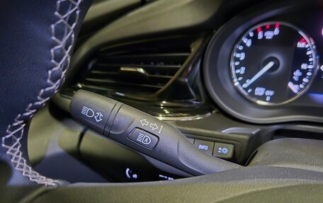 Opel Insignia II рестайлинг, 2018 год, 1 350 000 рублей, 22 фотография