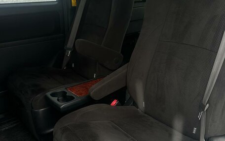 Toyota Vellfire I, 2010 год, 2 450 000 рублей, 16 фотография