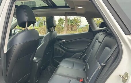 Chevrolet Tracker, 2022 год, 1 422 125 рублей, 12 фотография