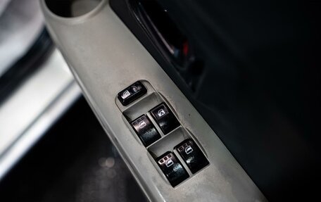 Toyota Passo III, 2004 год, 300 000 рублей, 8 фотография