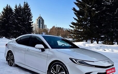 Toyota Camry, 2024 год, 4 100 000 рублей, 2 фотография